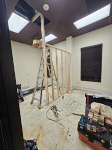 Internal construction for commercial building